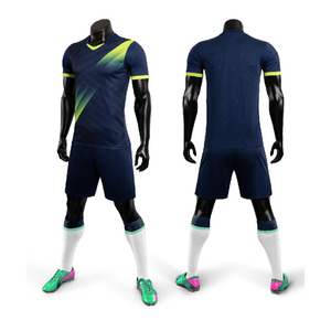 Uniforme de Fútbol para Hombre de Bajo Costo, 100% Poliéster, Secado Rápido, Transpirable, Personalizable con Marca del Equipo, Rendimiento en Partidos para el Mundo - Product Image 1