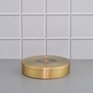 Récipient masala en métal avec 9 sections idéal pour l'organisation de la décoration de la cuisine des hôtels et des restaurants et des boîtes de rangement - Product Image 4