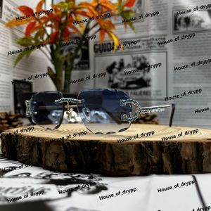 Gafas de Sol Plateadas Sin Montura con Detalles de Diamantes Moissanite en el Puente y las Patillas, Gafas de Moda para Hombre y Mujer - Product Image 1