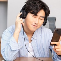 Hub USB-C multifonctionnel à succès : adaptateur casque 3,5 mm et chargeur avec sortie CC pour téléphones mobiles et la plupart des appareils USB-C