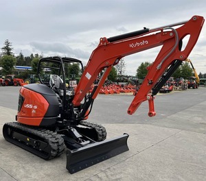 Mini pelle U55-5 Kubota 2025-5.5 tonnes-47.6 HP Diesel-Excavatrice compacte à rotation zéro queue pour les projets de construction - Product Image 1