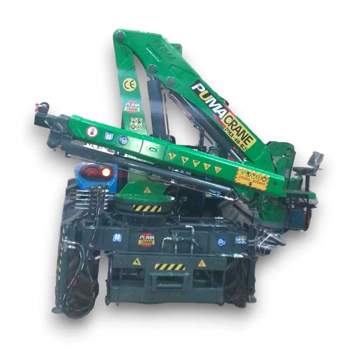 Puma Tractor mounted folding boom cranes knuckle boom light construction high load capacity fast delivery