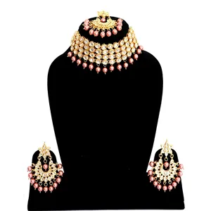 Ensemble de bijoux fins plaqués or 24 carats Kundan, collier avec boucles d'oreilles et Maang Tikka pour les mariages, pierres en zircon - Product Image 1