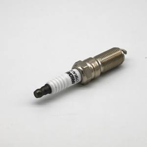 قطع غيار السيارات إيريديوم ، شمعة إشعال المحرك الجديد L3Y218110 لنوع وقود البنزين - Product Image 4