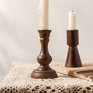 Porte-bougie en bois écologique au design unique pour la décoration de la maison de style campagnard et moderne, disponible à la vente - Product Image 5