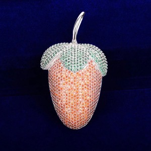 Meilleures ventes Collier pendentif fraise en moissanite rouge glacé Hip Hop avec argent 925 plaqué or Bijoux brillants à bas prix - Product Image 4