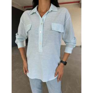 Chemise d'été décontractée en popeline avec poches à rabat, motif rayé simple - Product Image 4