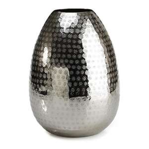 Vase de sol moderne martelé en fer nickelé fait à la main Axiom Home Accents - Product Image 6