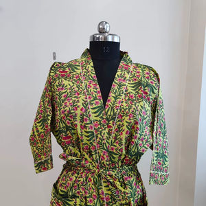 ชุดคลุมกิโมโนผ้าฝ้าย 100% สำหรับผู้หญิง คอวี แขนยาว ลายดอกไม้ สำหรับฤดูร้อน ซักเครื่องได้ สไตล์ลำลอง หรูหรา - Product Image 1