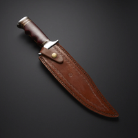 Sharp Bowie Couteaux de chasse à lame fixe Couteaux russes forgés à la main en gros avec garde-main Manche en bois Couteau tactique