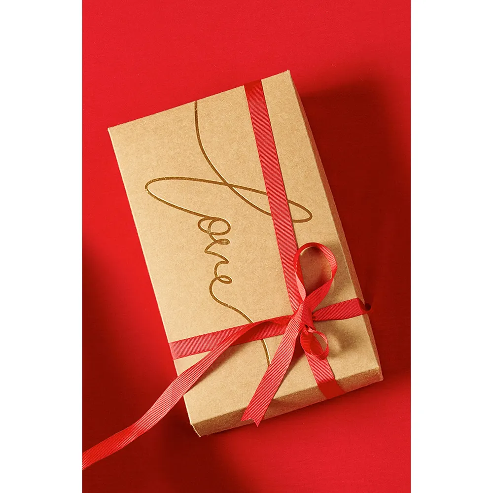 Best Customized Heart Pattern Cardboard Gift Box