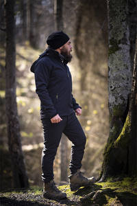 เสื้อแจ็คเก็ตแบบซอฟต์เชลล์ ซับในผ้าฟลีซ กันลม มีฮู้ดถอดได้ ผลิตในตุรกี ขายส่ง - Product Image 6