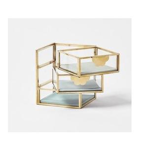 Boîte à bijoux en métal et verre avec base en miroir, élément de rangement décoratif glamour pour les intérieurs de maisons de luxe - Product Image 1