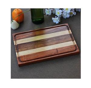 Planche à découper en bois faite à la main avec finition marron en bois de haute qualité parfaite pour servir et préparer la cuisine - Product Image 5