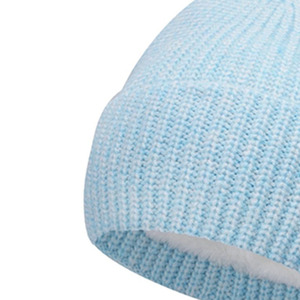 หมวกบีนนี่แบบยูนิเซ็กซ์ทันสมัยและอบอุ่น พิมพ์ลายดิจิทัล เนื้อผ้านุ่ม 100% อะคริลิก สำหรับใส่ในฤดูหนาว แฟชั่นลำลอง และการเดินทาง - Product Image 3