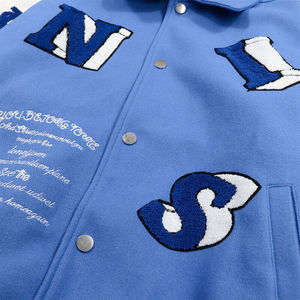 Chaquetas y abrigos de bombardero de béisbol para mujer negros y rojos personalizados con chaqueta universitaria de otoño con logotipo bordado - Product Image 6