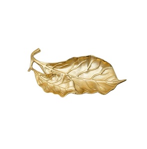 Plateau décoratif en aluminium martelé pour la décoration intérieure Article de cadeau Noël Mariage Thanksgiving. - Product Image 2