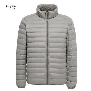 Chaqueta de burbuja ligera de alta calidad para Hombre | Abrigo de invierno con capucha a prueba de viento de lona rellena de algodón cálido para actividades al aire libre - Product Image 1