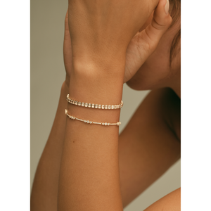 Pulsera de tenis Venus Fashion con elegante diseño de bisel - Product Image 2