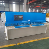 Cisaille hydraulique CNC SHEAR 4-25 pour tôles de 1-14 mm avec repose-numérique et table à billes