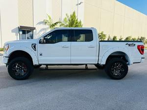 H&S 2022 Ford F-150 XLT SCA Edición Black Widow 5L V8 - Product Image 2