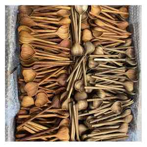 Juego de cucharas de madera hechas a mano de Vietnam Material de madera natural Ideal para cocina casera y uso en restaurantes de larga duración y seguro - Product Image 6