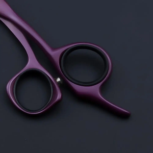 Tijeras de Peluquería Profesionales Japonesas de Acero Inoxidable para Diestros - Product Image 5