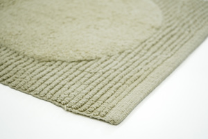 Handmade Modern Bathmat Unique Scallop Shape Cotton for Stylish <b>Bathrooms</b> and Hotels Novelty Pattern - Product Image 4