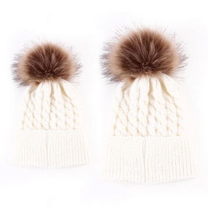 หมวกบีนนี่ปอมปอมแบบกำหนดเองสำหรับทุกเพศ ผลิตโดย OEM นุ่ม อุ่น ถักทอ สำหรับฤดูหนาว แฟชั่น สบาย ลายพิมพ์ดิจิทัล สำหรับอากาศหนาว - Product Image 2
