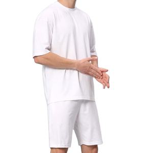 Ensemble de survêtement d'été 2 pièces personnalisé avec logo – T-shirt et short de course en coton respirant pour homme - Product Image 1