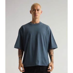 Shaka Wear Oversize Wide Fit cuello redondo manga corta Camiseta básica lisa de tela pesada - Product Image 1