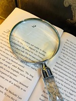 Loupe en cristal de 4 pouces avec finition nickel et poignée en cristal design