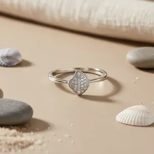 Anillo de Plata 925 con Diseño de Racimo para Mujer Moderna, Joyería Chapada en Oro de 18K - Product Image 2