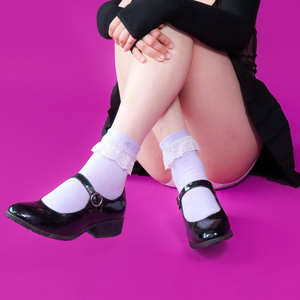 Chaussettes mi-mollet personnalisables en dentelle brodée pour femmes, antidérapantes, respirantes, écologiques, douces, à revers bouffant, OEM, en coton, pour usage quotidien - Product Image 6