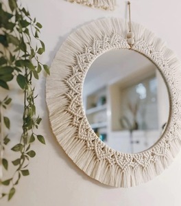 Meilleure vente Produit fait à la main Miroir mural en macramé Décoration intérieure Nouveau à la mode avec design bohème au prix de gros de l'Inde - Product Image 2