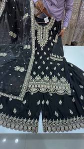 เสื้อปักลายและพาลาซโซปักลายลำดับเฟนดี้กับงานเย็บปักถักร้อยลำดับเฟนดี้ - Product Image 5