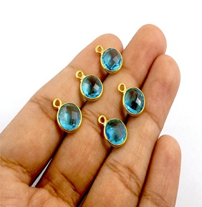 Colgante de piedras preciosas de forma redonda de cuarzo Aqua, conjunto de bisel pequeño, abalorio de piedra de estilo Vintage para niños, inspiración religiosa cristiana - Product Image 3