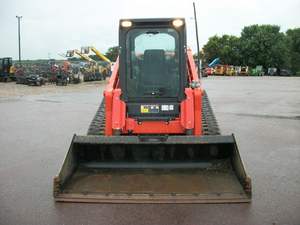 New and Used 2024 Kubota SVL97-2 Skid steer ISO Controls 97HP Diesel Engine 3200 Lift Capacity Standard Hydraulics - Product Image 5