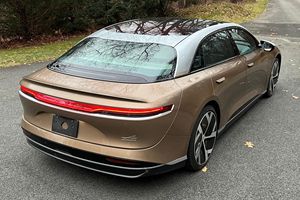 L-ucid Air Dream Edition 2022 Usado, ~4400 Millas, 1111 Caballos de Fuerza, Motor Dual, Tracción en las Cuatro Ruedas, Sin Modificar - Product Image 4