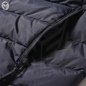 Gilet matelassé coupe-vent à capuche pour homme, rembourré de coton, avec fermeture éclair, 100 % polyester, écologique, séchage rapide, vêtement d'extérieur - Product Image 4