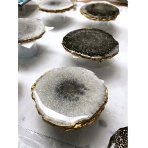 Ensemble de sous-verres faits à la main en résine époxy Vaisselle de luxe pour la décoration intérieure d'Inde - Product Image 1