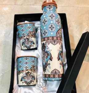 Bouteille d'eau en cuivre imprimée Pure Meena de haute qualité dans différents styles avec emballage de qualité supérieure fabriquée en Inde - Product Image 1