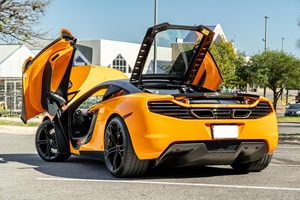 Oferta con Descuento: McLaren MP4-12C 2012 con Poco Kilometraje - Product Image 2