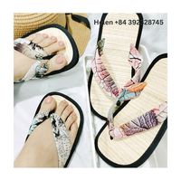 2024 Vietnam nuevo creativo Unisex Seagrass Flip Flop estilos de playa elegantes actividades al aire libre respetuoso con el medio ambiente zapatilla
