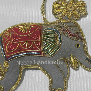 Hecho a mano Majestuoso Elefante Bordado Con Cuentas Estilo Festival Alta Calidad Rico Simbolismo Cultural Bola de Navidad Adornos para árboles - Product Image 2