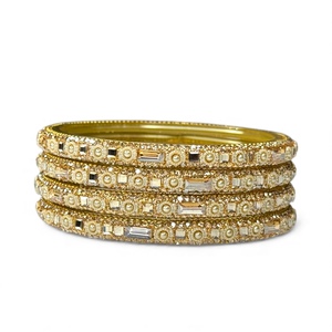 Conjunto de Brazaletes de Oro con Perlas Étnicas de Diseño, Corte Esmeralda, para Novias y Bodas, Alta Demanda, Resistente al Deslustre, Listo para Enviar - Product Image 4