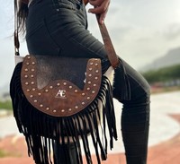 Nouveaux cheveux élégants sur peau daim fourrure cuir frange sac à bandoulière femmes parfait à la mode vente chaude en forme de baril sacs à bandoulière