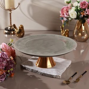 Ensemble de supports à gâteaux en bois de mangue de qualité supérieure Design sculpté élégant Finition riche Présentoir sur pied durable Parfait pour les gâteaux et la décoration - Product Image 3