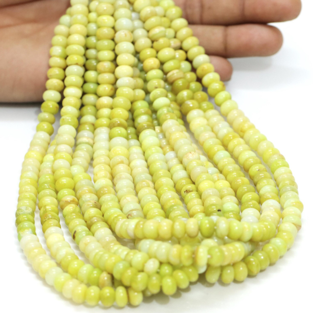 สีเขียว