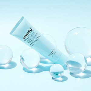 Crema Idratante Illuminante 120ml, Siero Viso di Alta Qualità per Pelle Sensibile, Contiene Ceramide, Resveratrolo, Glicerina, Effetto Immediato - Product Image 3